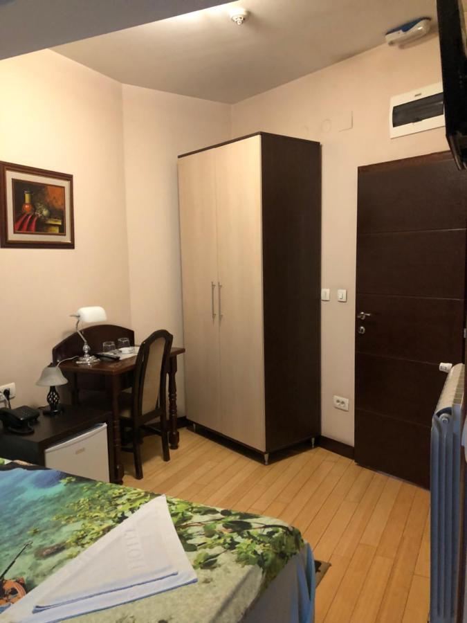 Hotel Royal บิเยโลโปลเย ภายนอก รูปภาพ