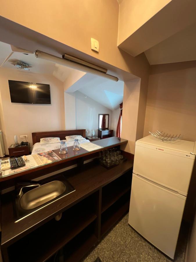 Hotel Royal บิเยโลโปลเย ภายนอก รูปภาพ