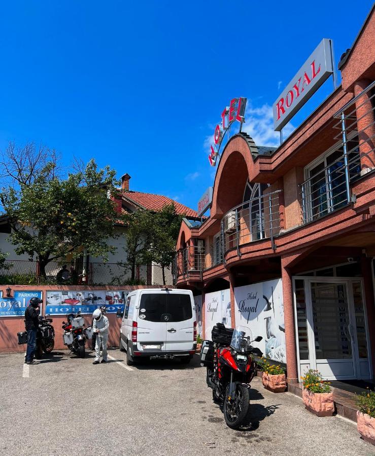 Hotel Royal บิเยโลโปลเย ภายนอก รูปภาพ